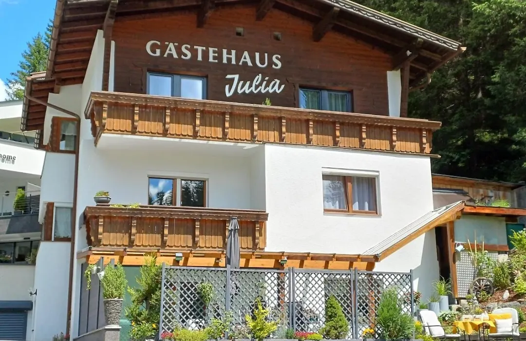 Gästehaus Julia-1