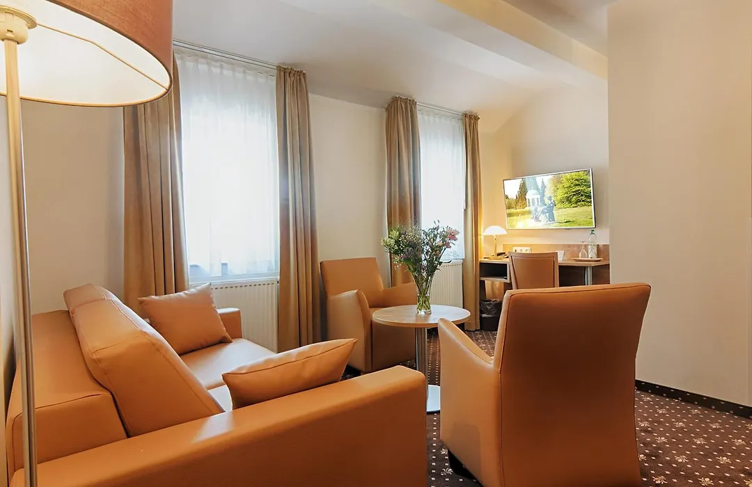Hotel Dirks am Schloss-1