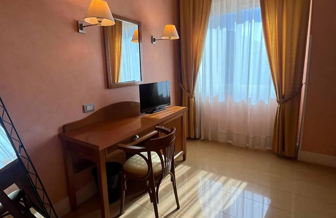 Hotel Conchiglia D'Oro-1