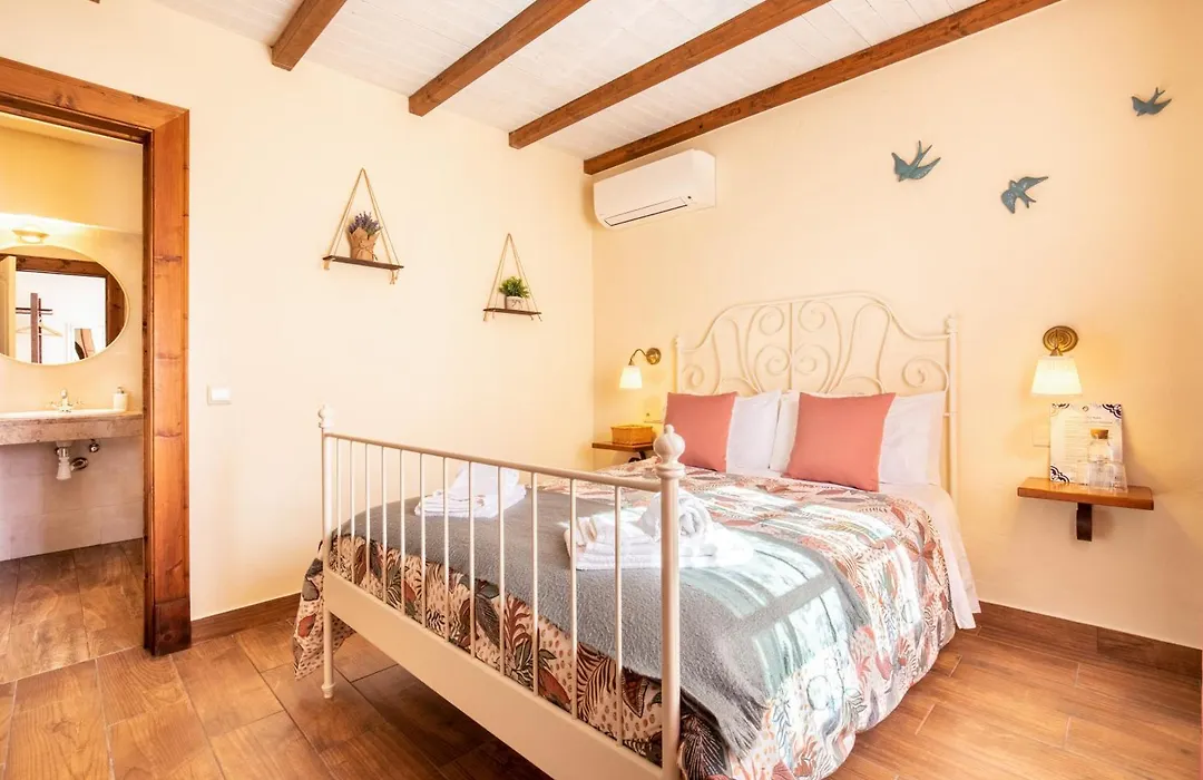 Casinha D'Avó Guesthouse-1