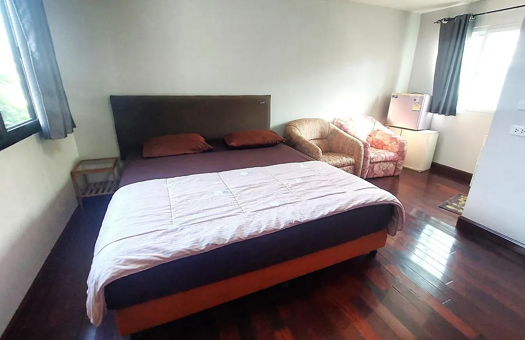 Sukhum Suvarnabhumi Airport Guest House-1