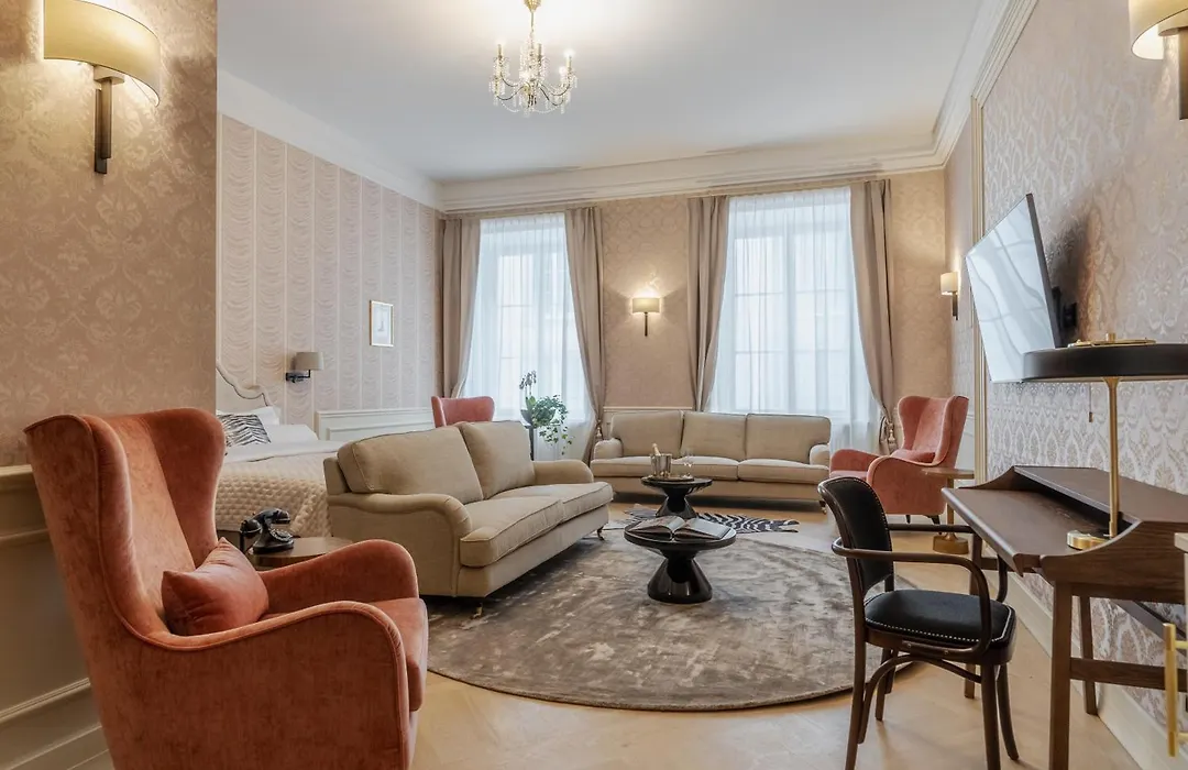 Hotel Unicus Palace Old Town - Destigo Hotels-1