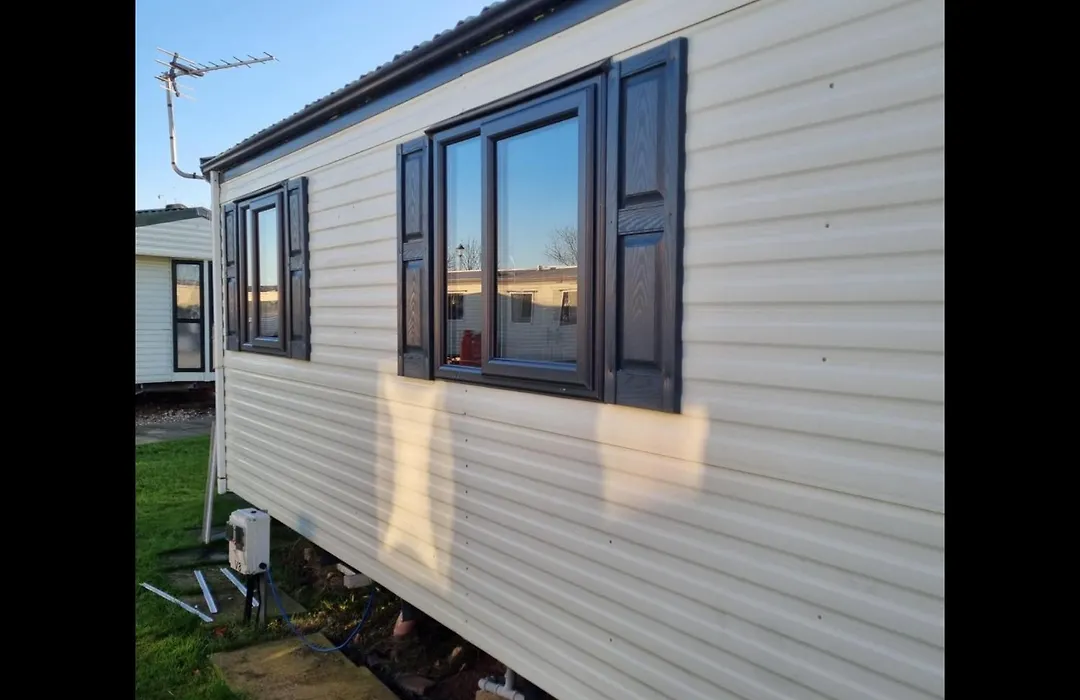 8 Berth Waterside Ingoldmells V8 Santanavan 3-1