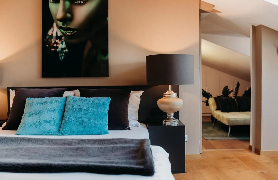 Loft Thaler Rooms-1