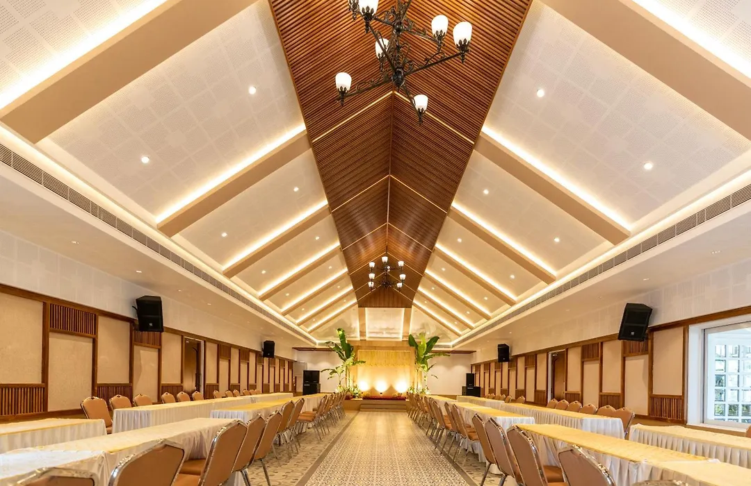 Le Montfort Resort-1