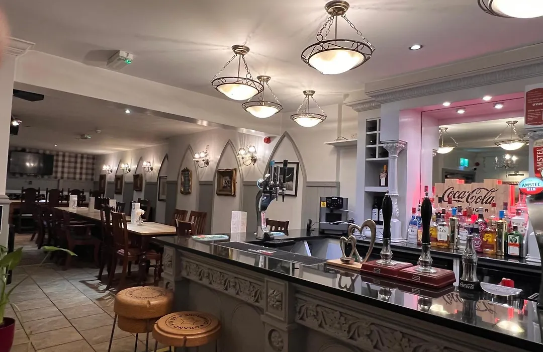 The Bell Shifnal-1