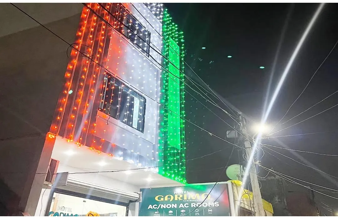 Premium Hotel Ujjain - G A R I M A - Near Mahakal Temple And Rivar - Railway Station - Hygiene & Spacious Room - With Wifi- And Parking Facilities - Best Hotel In Ujjain-1