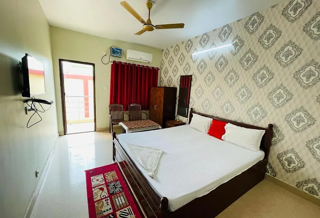 Hotel Lovely Palace ! Puri-1