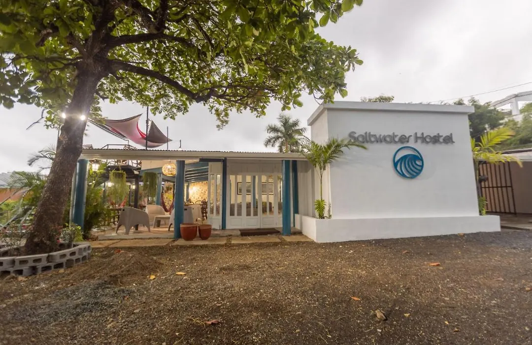 Hostel Saltwater-1