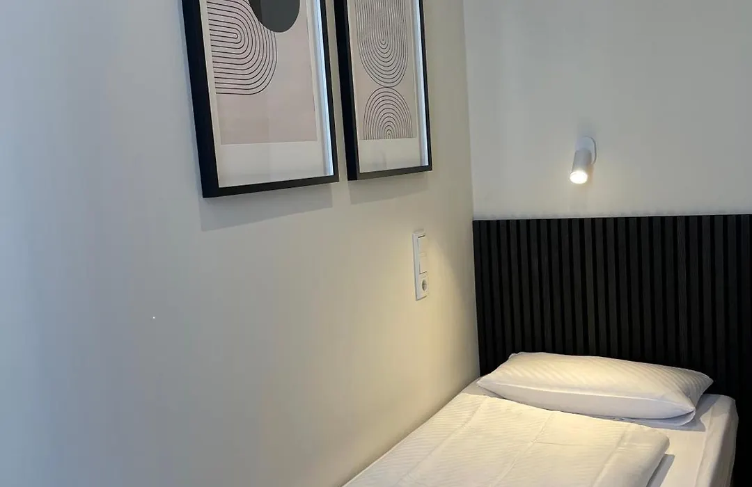 Motel Blue - Minimalist Boutique Hotel-1