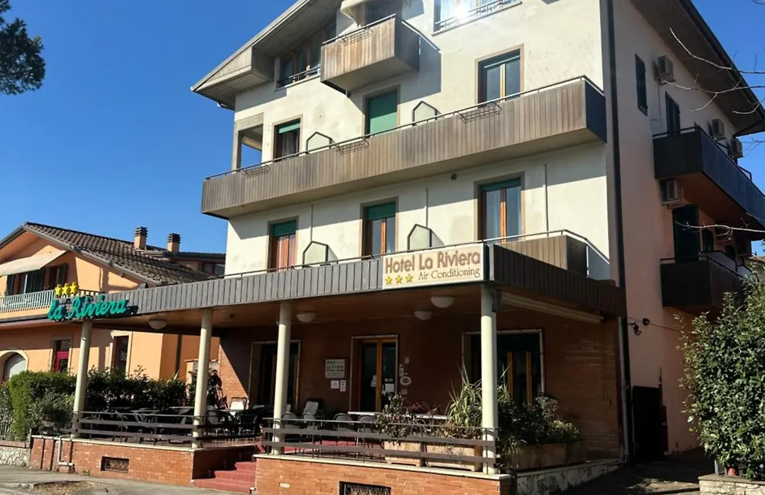 Hotel La Riviera-1