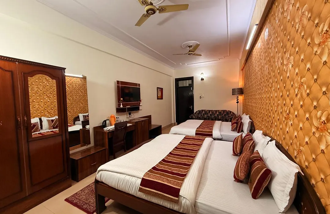 Hotel Mandakini-1