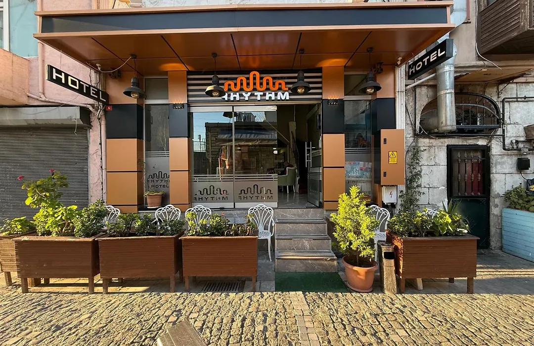Rhythm Hotel-1