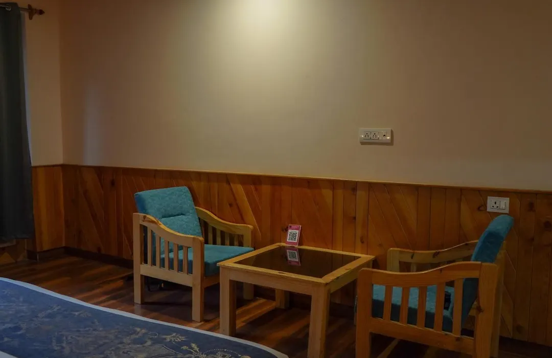 The Woodpecker Inn Jibhi-1