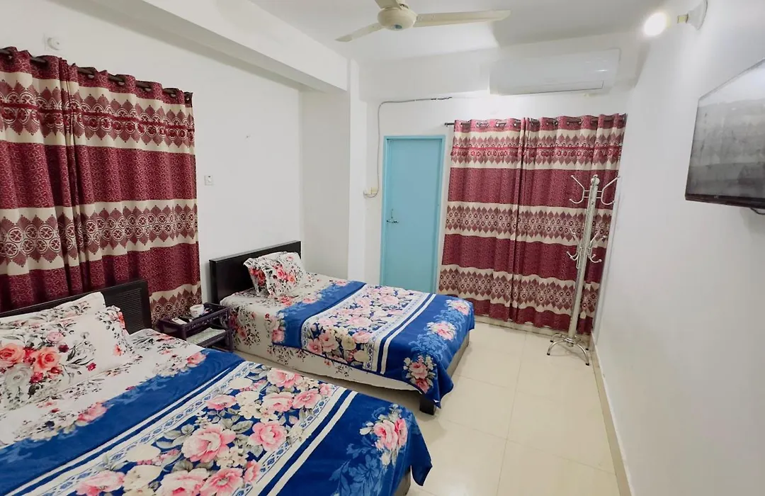 Mohammadia Restaurant & Guest House Near United Hospital-1