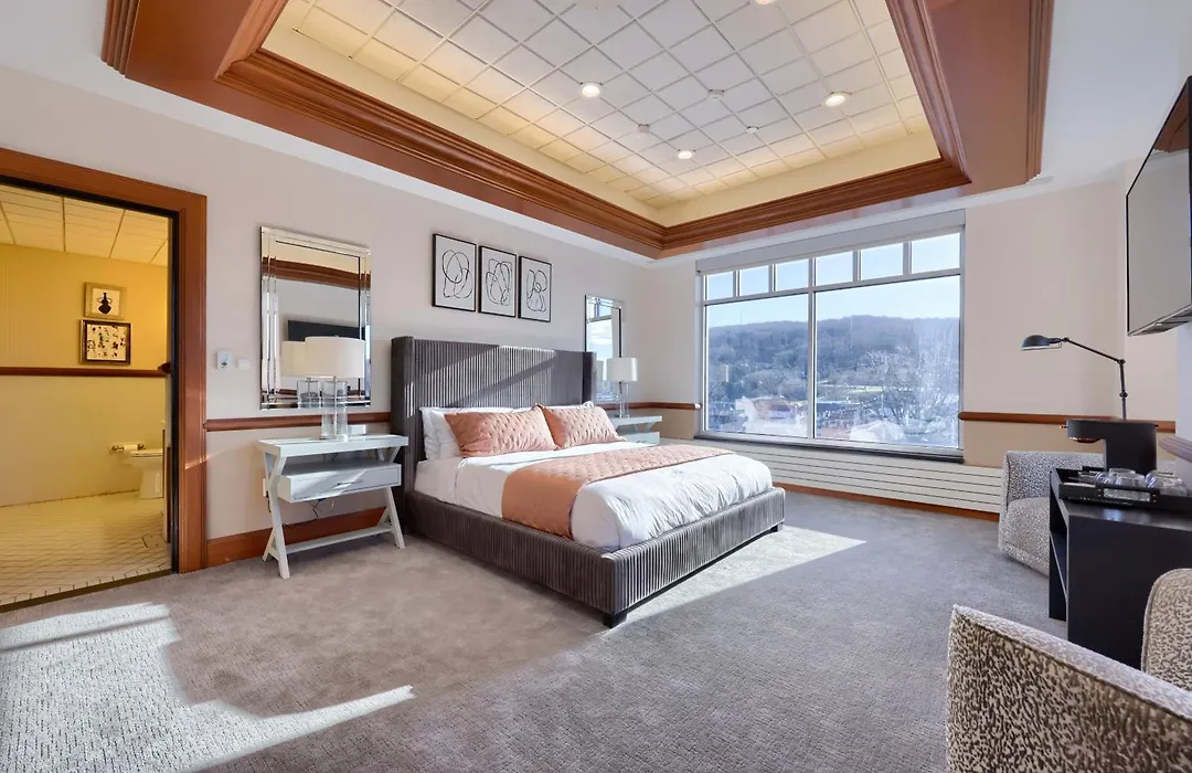 The Executive Suites And Events-1