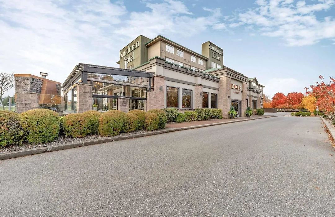 Sandman Hotel & Suites Vancouver Airport-1