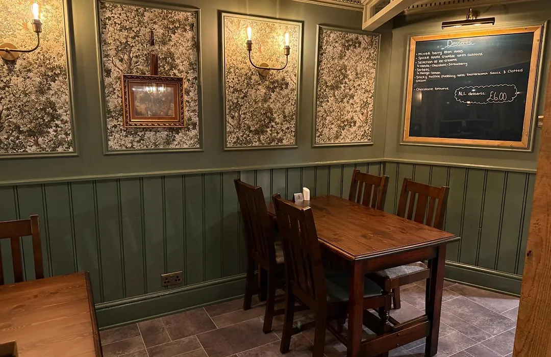 Tyacks Hotel-1