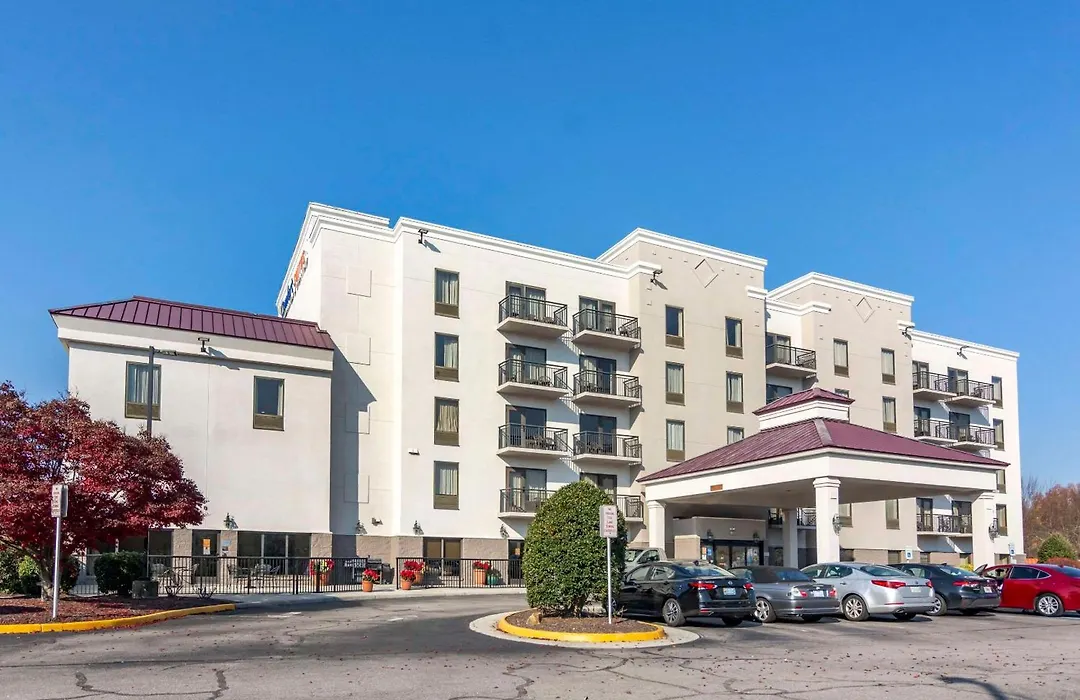 Comfort Suites Southpark-1
