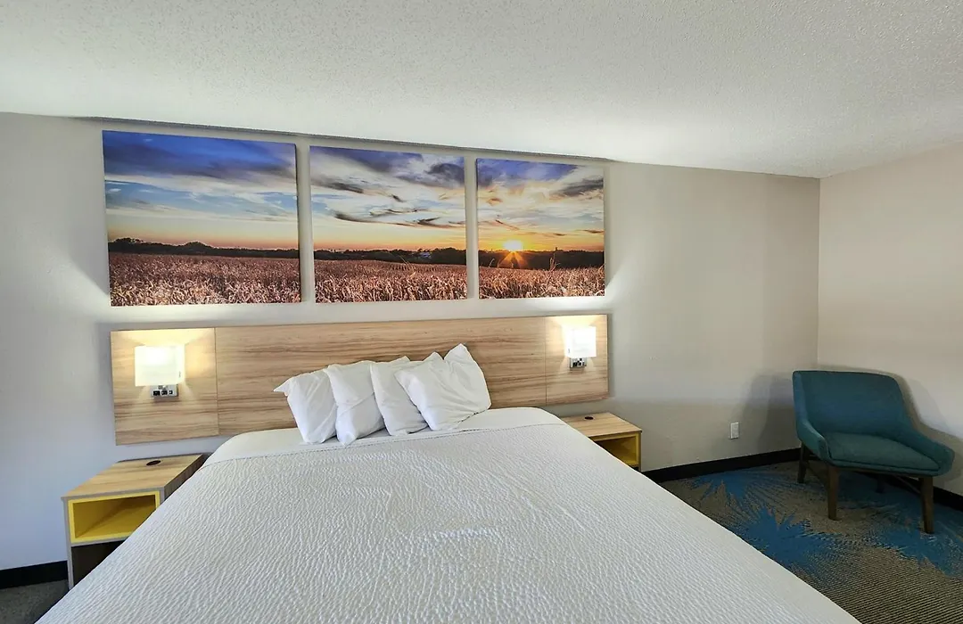 Days Inn & Suites By Wyndham New Iberia-1