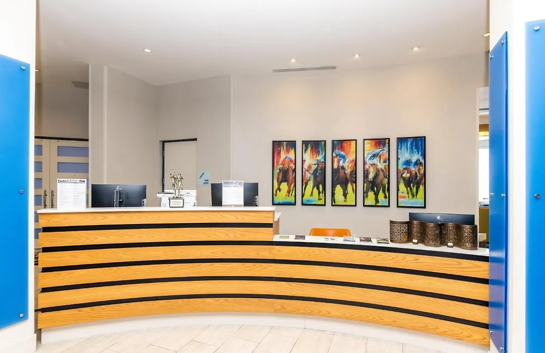Holiday Inn Express & Suites Downtown Louisville By Ihg-1