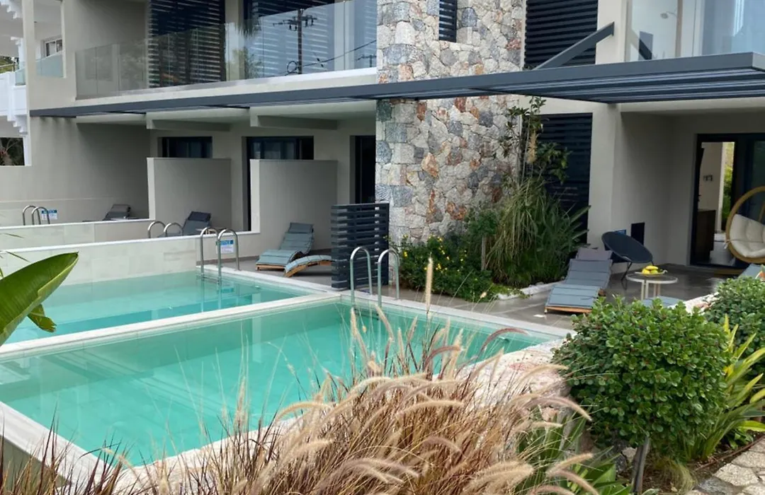 DeLight Luxury Rooms-1