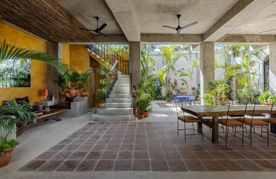 El Mambo Boutique Hotel-1