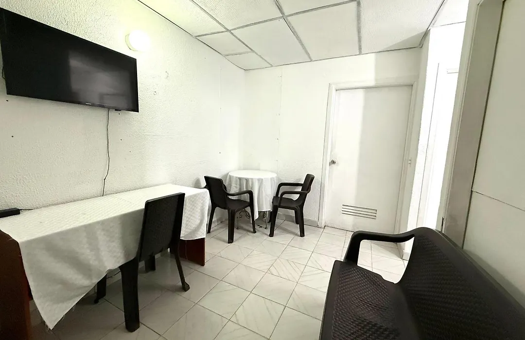 Aparta Hotel Fama-1