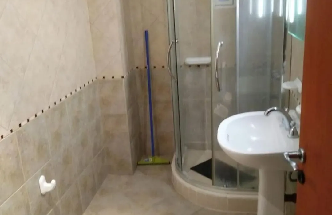 Hotel Tredi-1