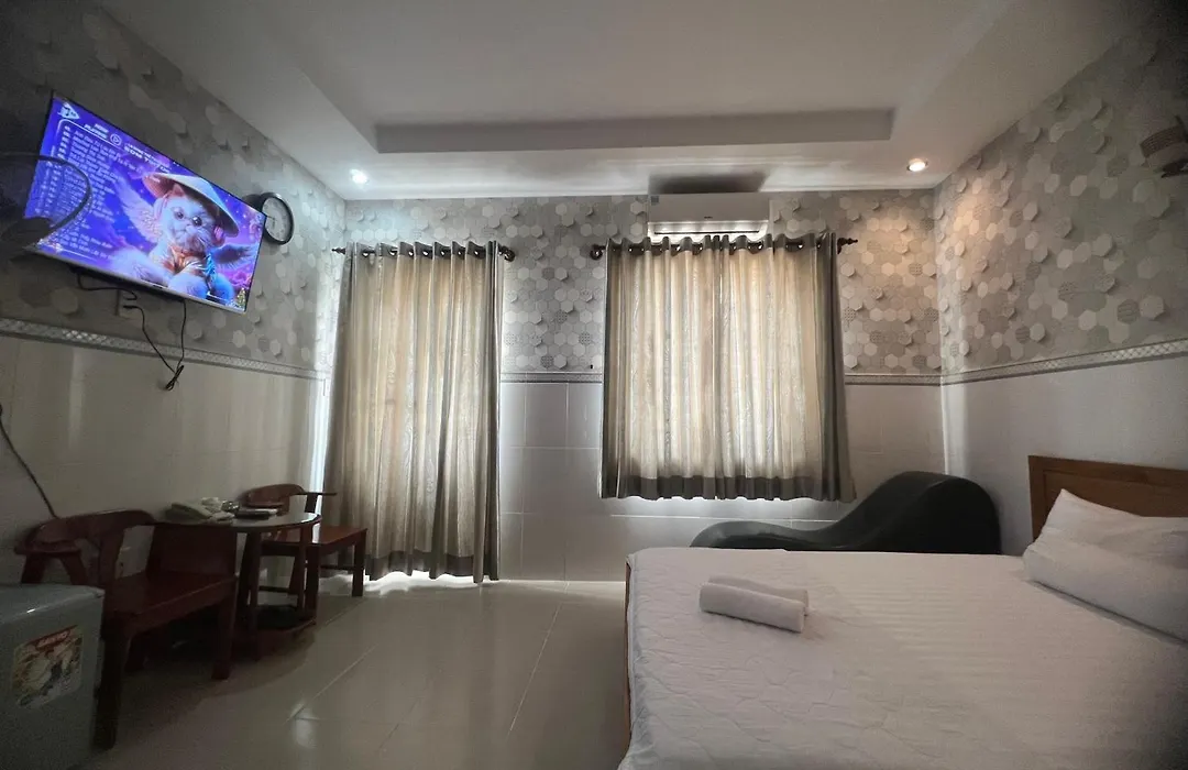 Khách Sạn Hoàng Phúc 2-1