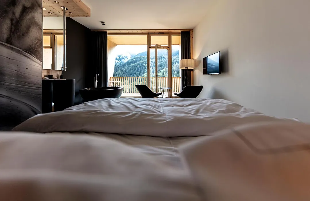 Hotel Arnica Scuol - Adults Only-1