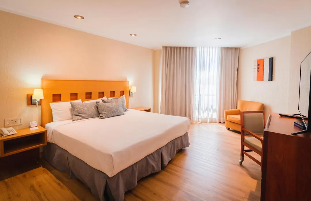 Hotel Mirabel-1