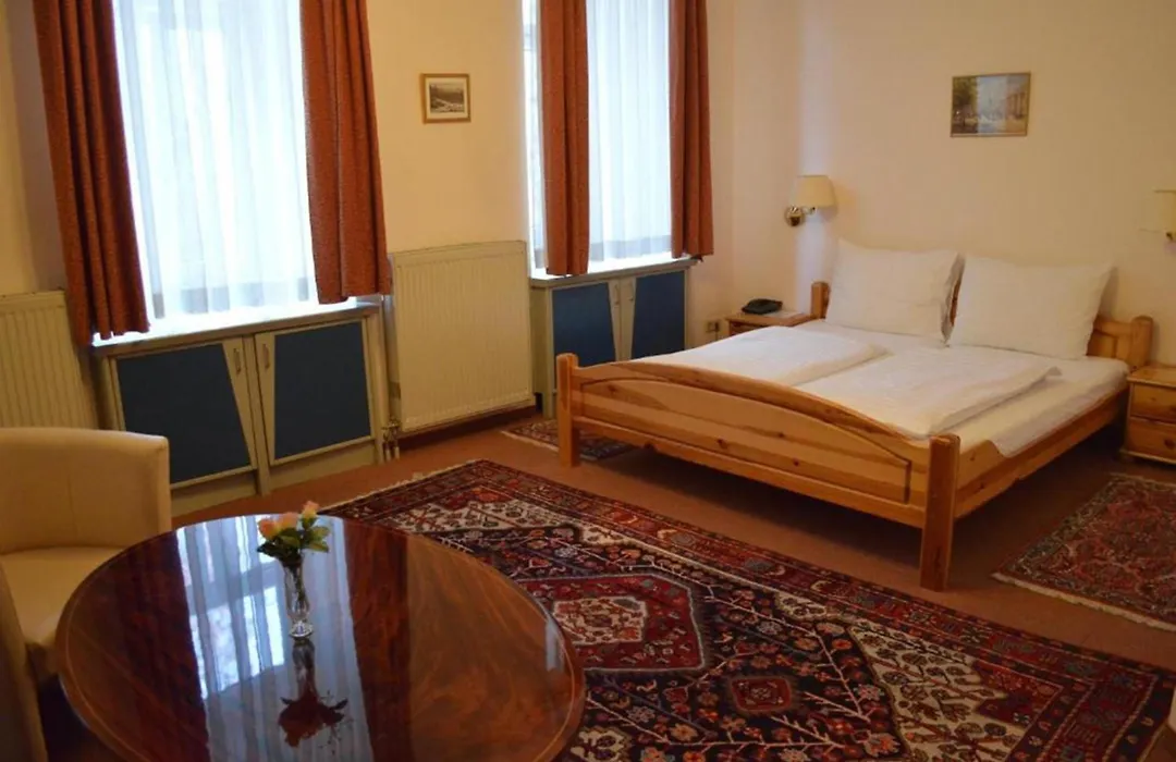 Pension Walzerstadt-1
