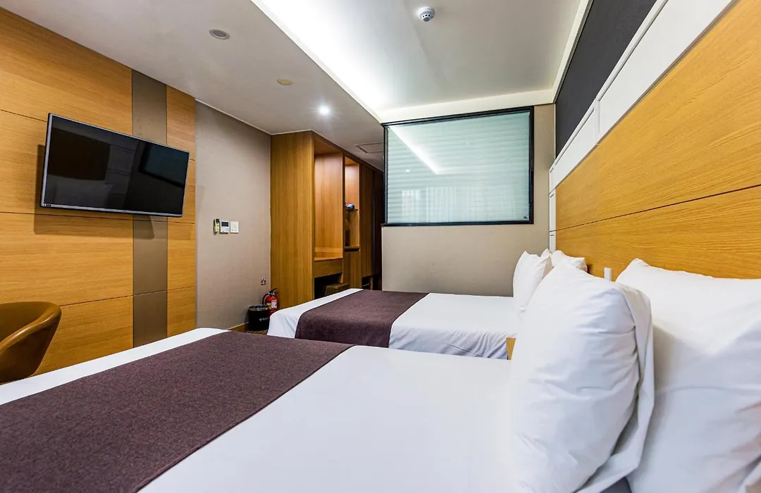 Eastern Hotel Jeju-1