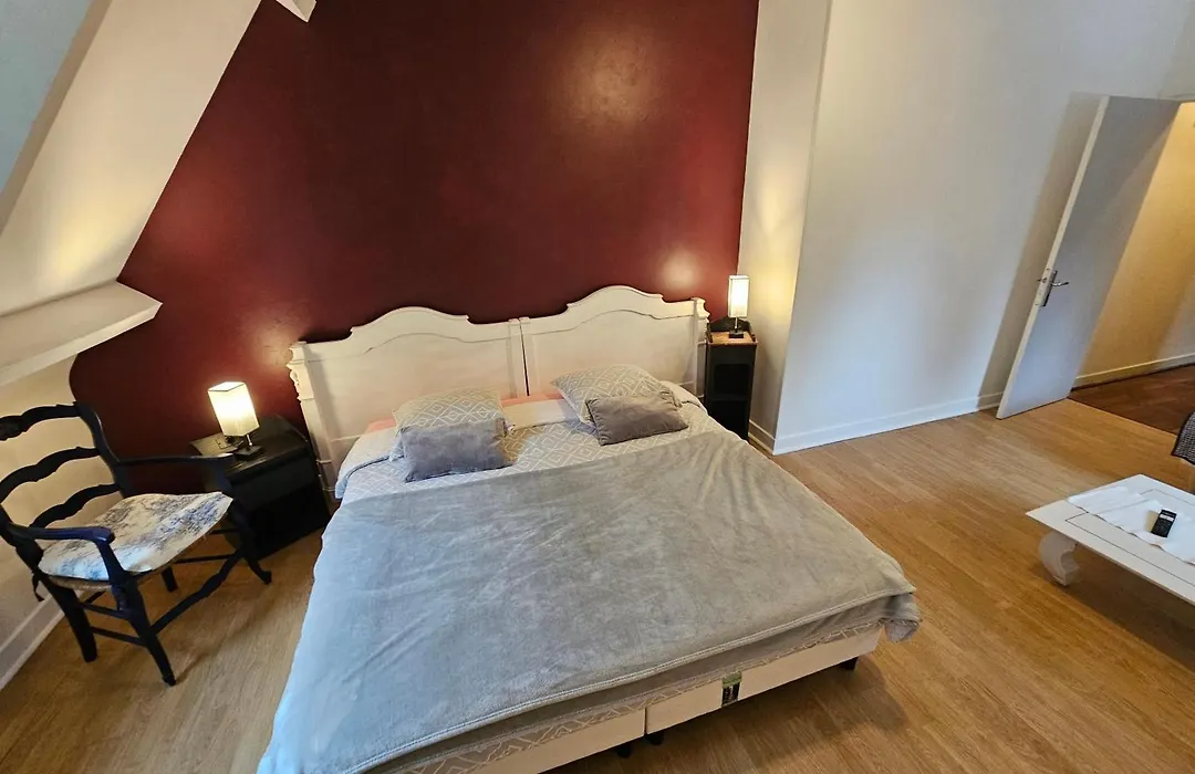La demeure aux Pins-1