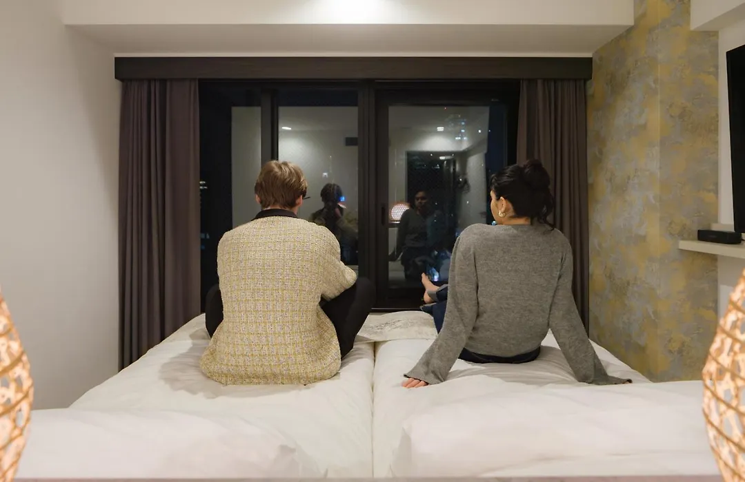 The B Ginza-1