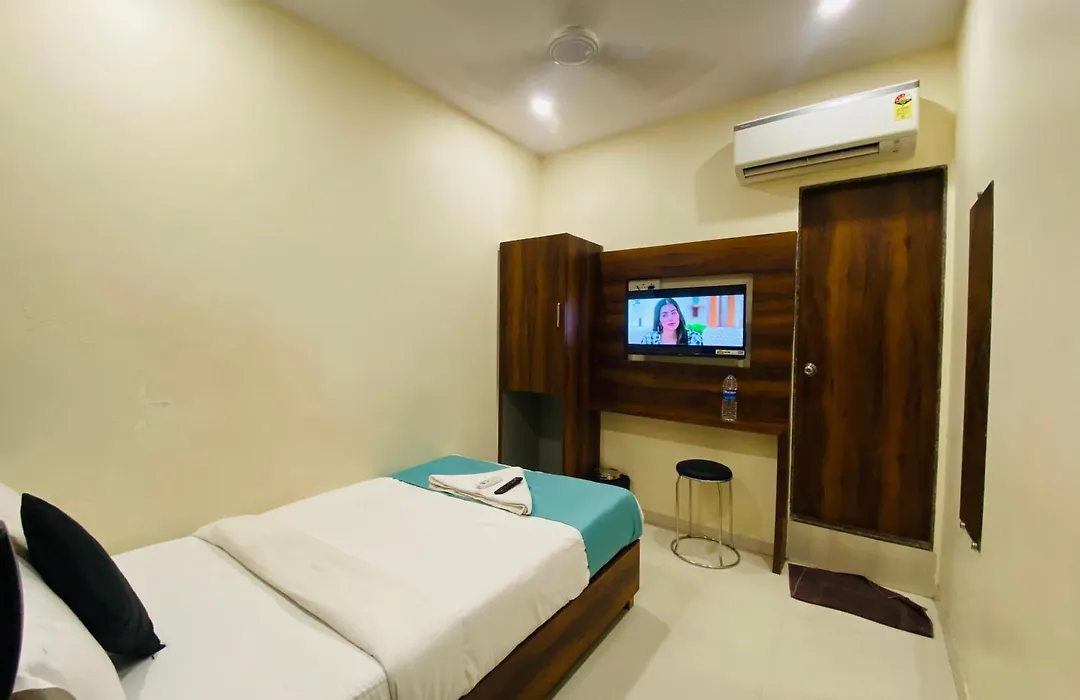 Lavender Inn -10Min-Mumbai International Airport-1