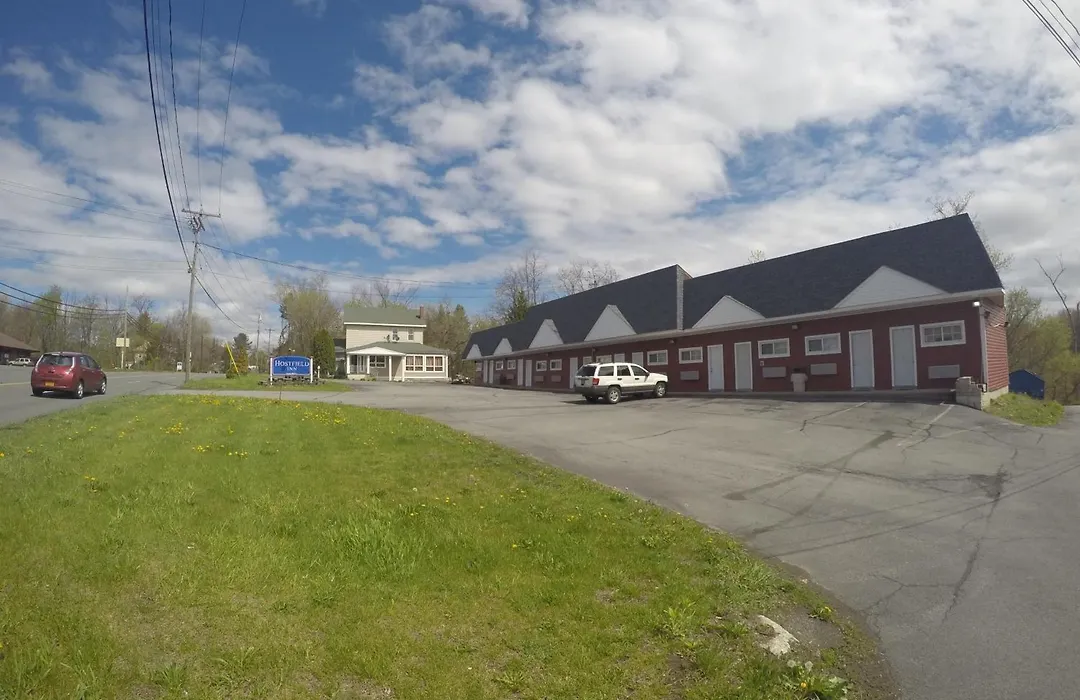 Castle Inn East Greenbush Castleton-On-Hudson-1