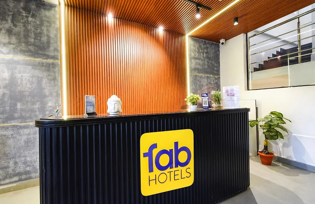 Fabhotel White Ridge-Sia Life Hospital, Kondapur-1