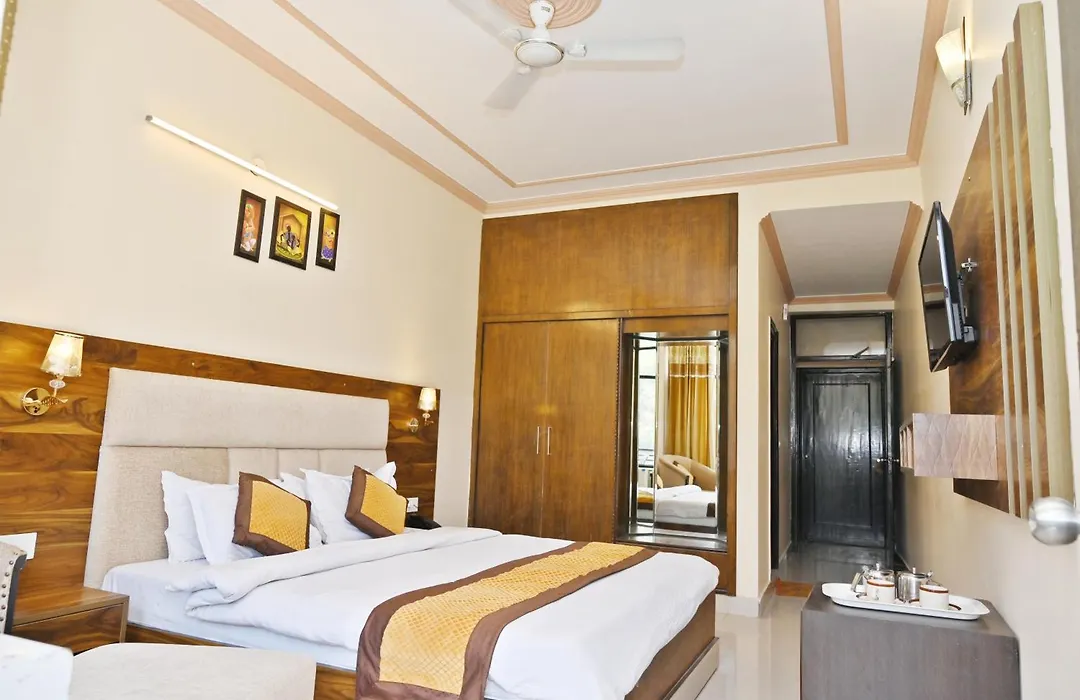 Hotel Prasanna Inn-1