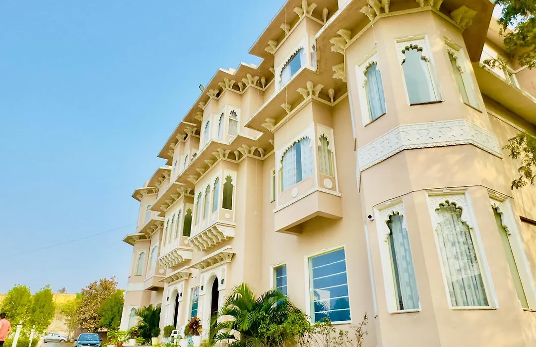 Jag Aravali Resort Udaipur By Naina Staycation - Best For Corporate Events - Family Resort - Swimming Pool - Gardens-1