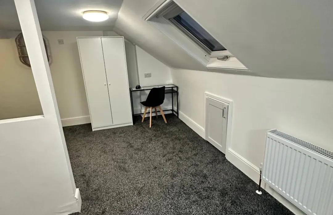 Room 10 Ng3 2Az-1