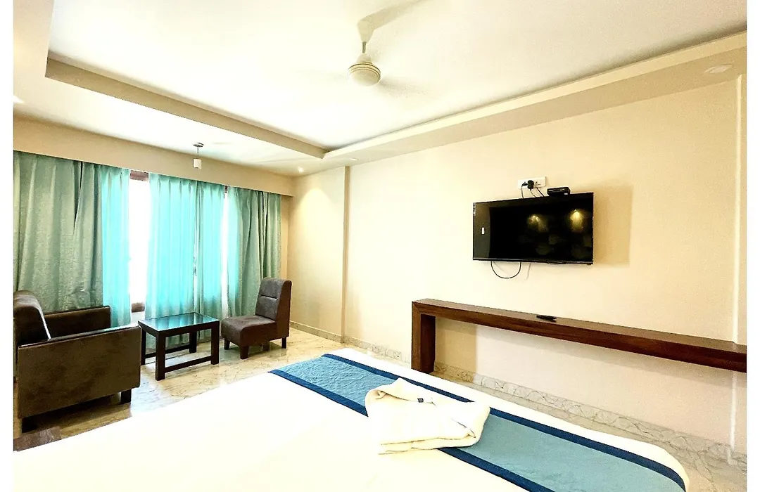 Grg Ambika Palace Hotel Puri Near Temple-1