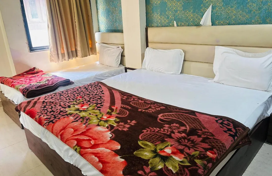 Hotel Greenwood-1