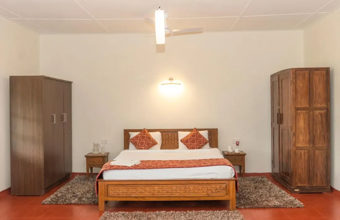Villa Fair Winds, Sirukundra Estate-1