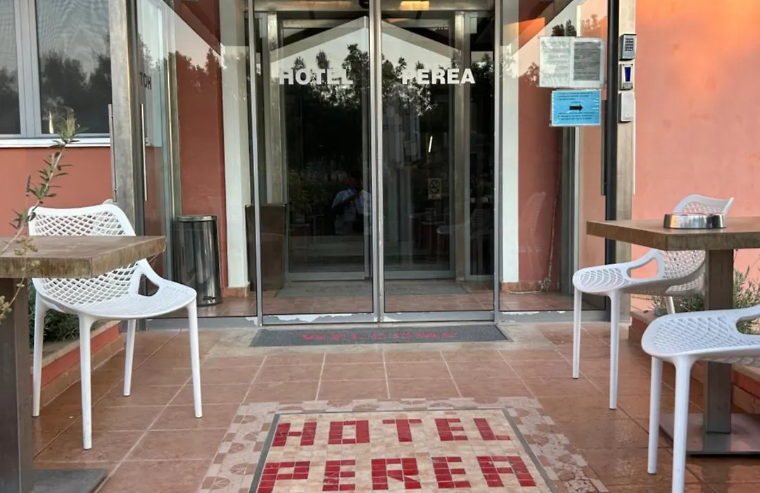Perea Hotel-1