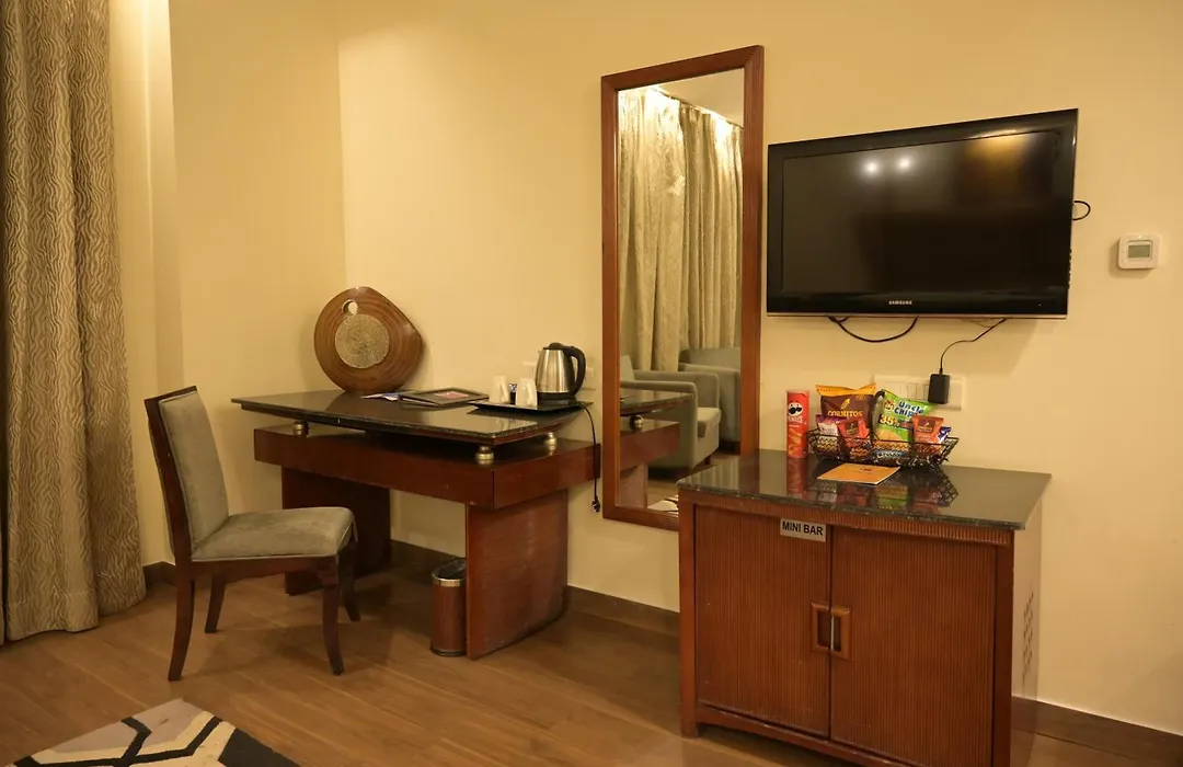 Hk Clarks Inn, Amritsar-1