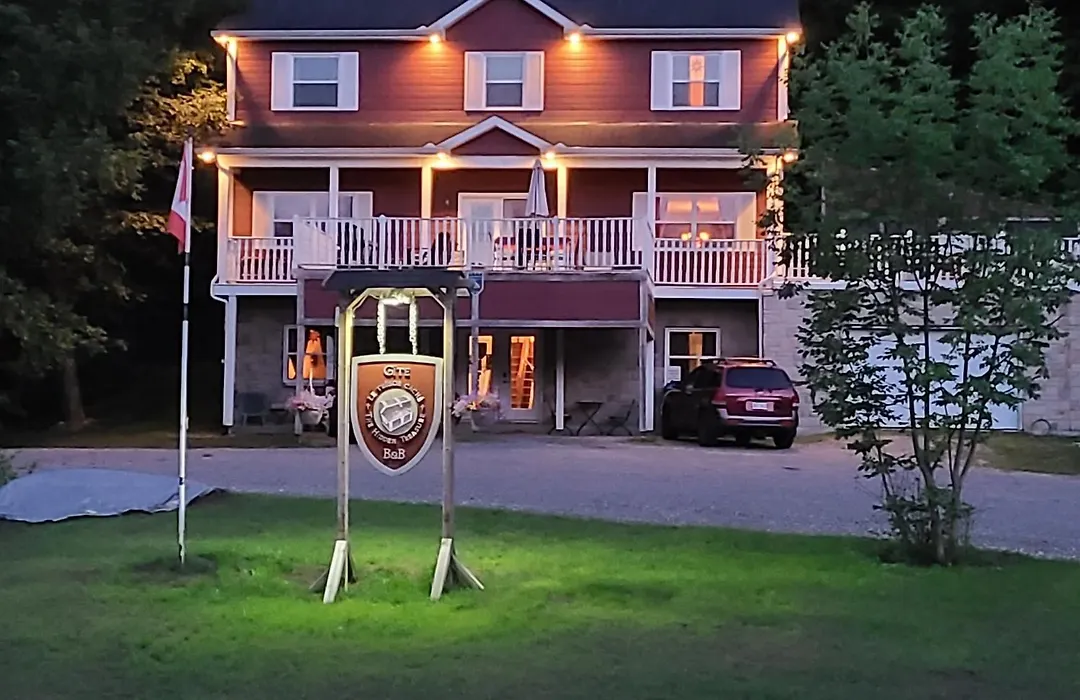 Gite Le Tresor Cache Bed & Breakfast-1