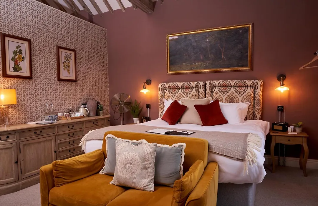 The Lion Inn-1