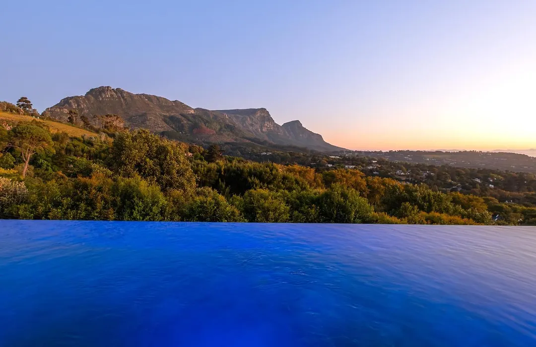 Villa Lion View Private Luxury Retreat-1